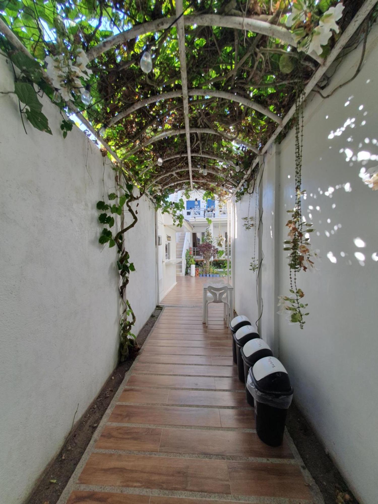 Clubboracay Apartelle Balabag  Екстериор снимка